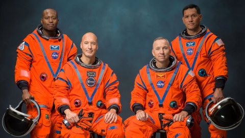 Artemis III için Ay yolculuğundan önce Dünya yörüngesinde sınav