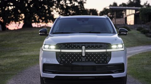 Otomobil devi tam 255.000 aracını geri çağırıyor: SUV modellerde yazılım sorunu