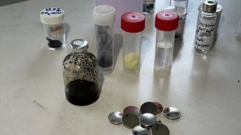 Lityum-kükürt bataryalarındaki tarihi engel aşılıyor!