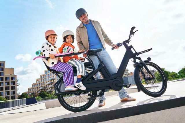 100 km menzilli aile bisikleti Urban Arrow Breeze duyuruldu