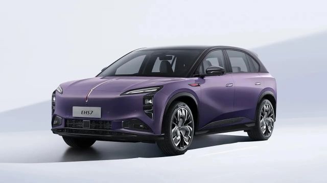 Yılda 400 kWh elektrik üreten güneş enerjili tavan teknolojisi