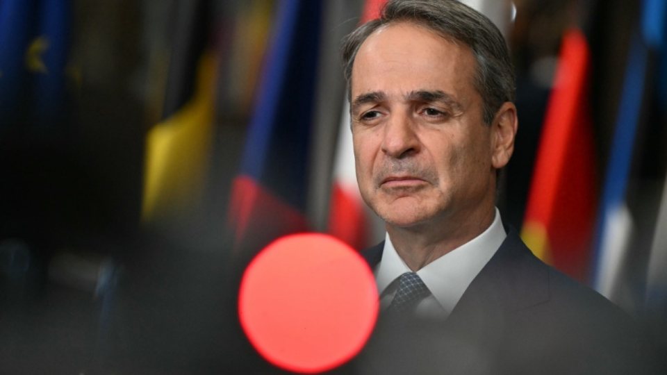 Yunanistan sosyal medyada yaş sınırını yasalaştırdı