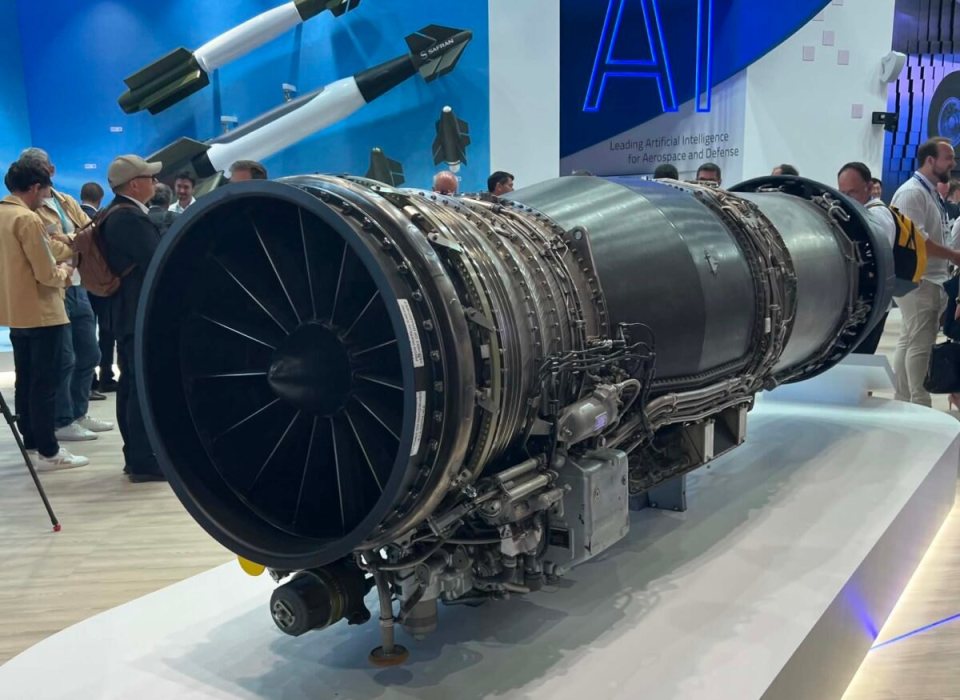 Rafale'in gelecek standartları için geliştirilen M88 T-REX motorunun sergi modeli.