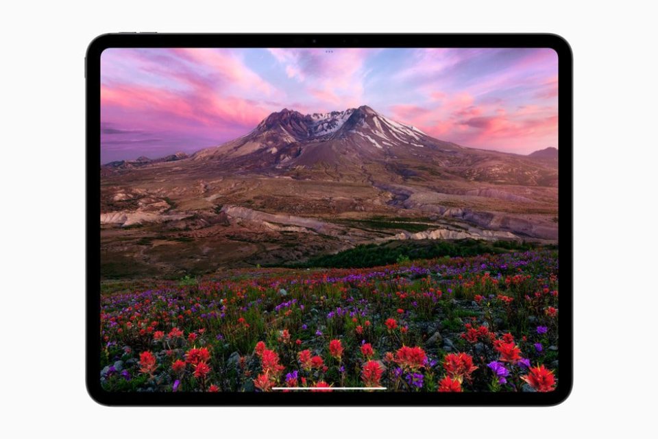 Tandem OLED ekranlı M4 iPad Pro. Apple'ın büyük taşınabilir ekranlardaki OLED uygulamasını anlatan bölüm için resmi ürün