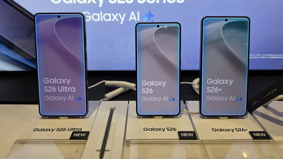 Galaxy S26 Ultra, Galaxy S26 ve Galaxy S26+ yan yana