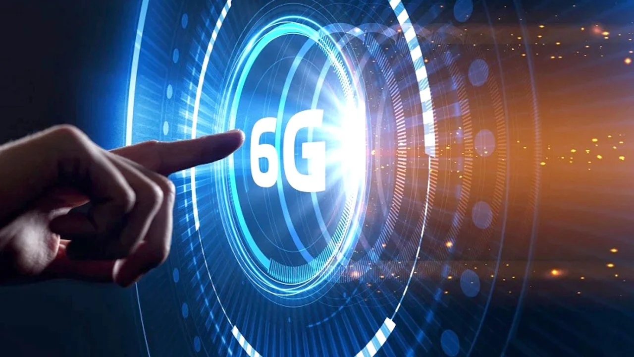 Saniyede 240 gigabit hıza ulaşıldı