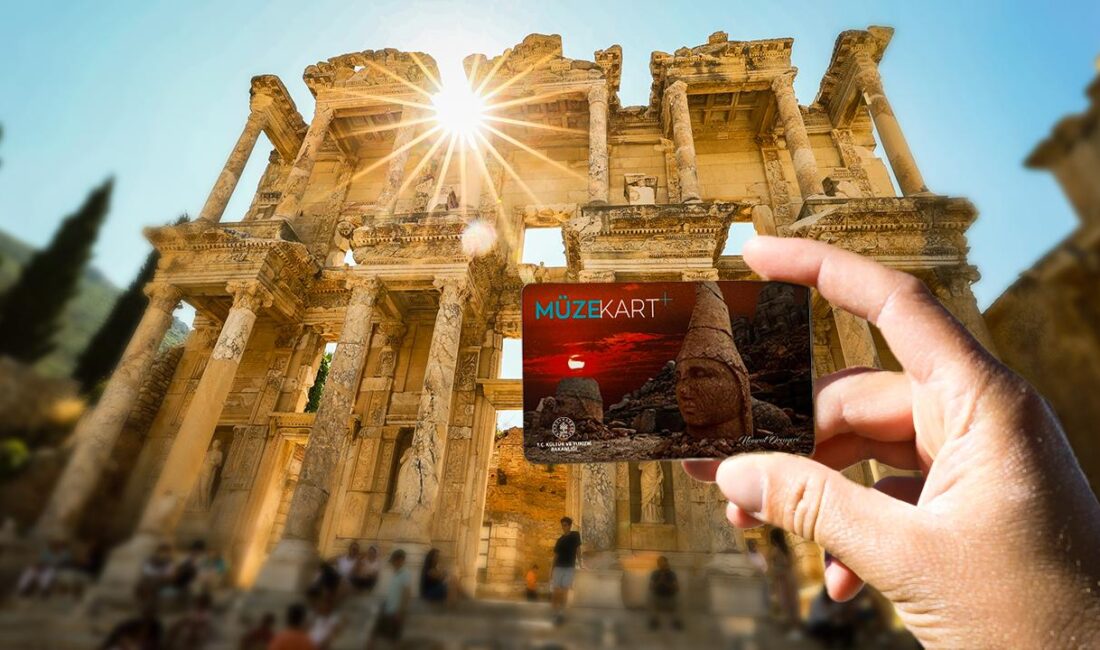 Kültür ve Turizm Bakanlığı'nın dijital dönüşüm hamlesi kapsamında T.C. kimlik