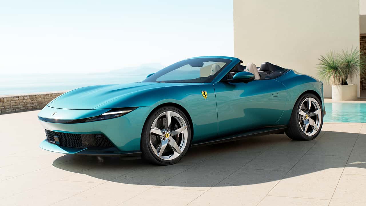 640 HP gücündeki V8 motoruyla öne çıkan yeni 2+ coupe