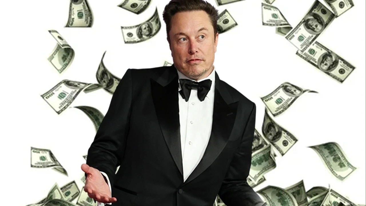 Elon Musk trilyonerler kulübünün açılışını yaptı