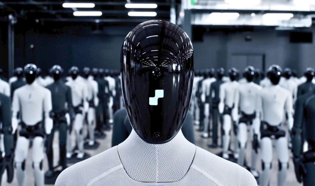 İnsansı robot teknolojileri geliştiren Figure AI şirketinin kendi tesislerinde görev