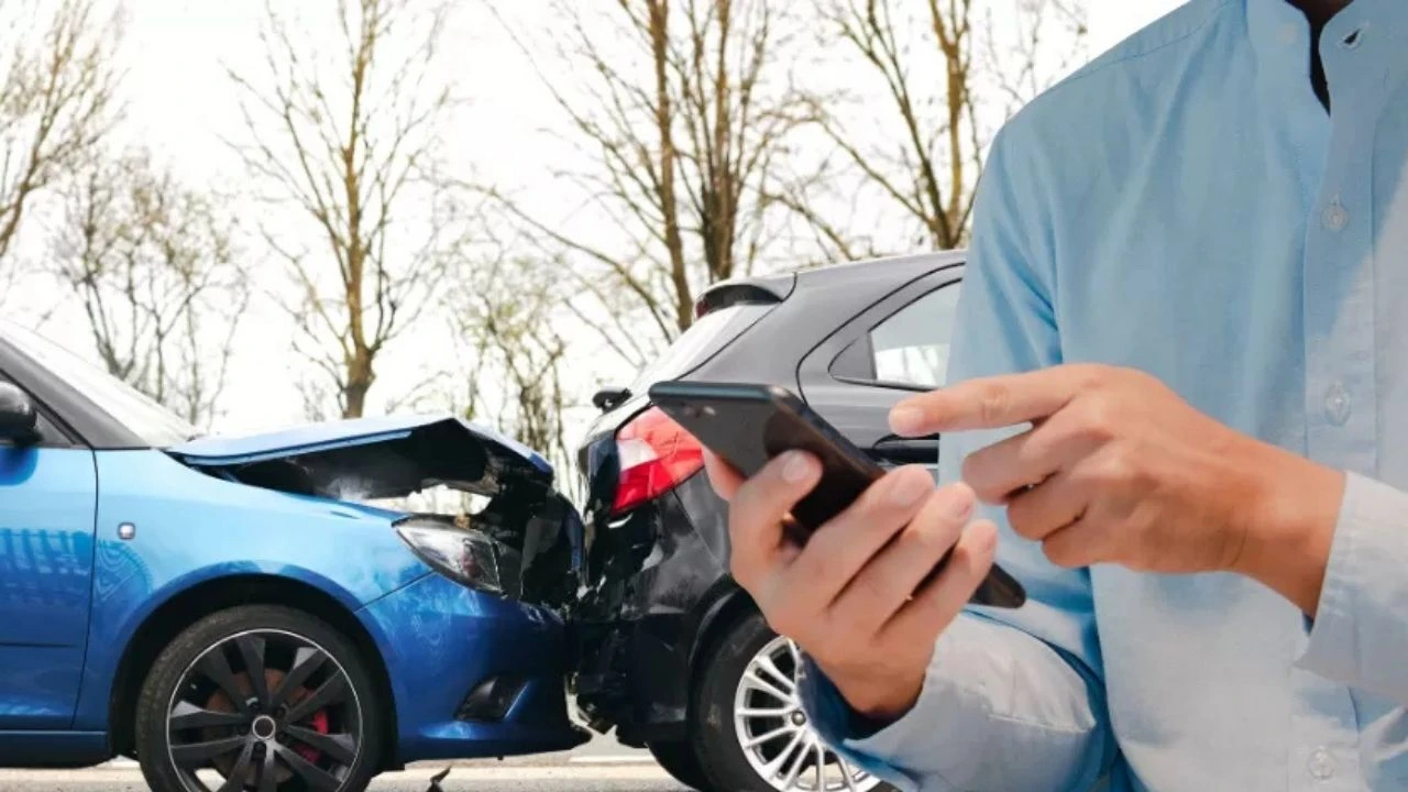 Trafik kazalarında kağıt-kalem bitiyor: Hasar ihbarında yeni dönem başlıyor