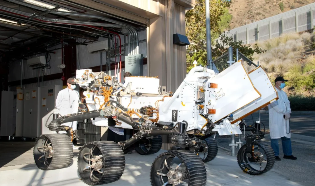 NASA’dan beklenmedik hamle: Mars için üretildi, Ay’a gidiyor! NASA, derin uzay stratejisinde radikal bir dönüşüme giderek Dünya üzerinde