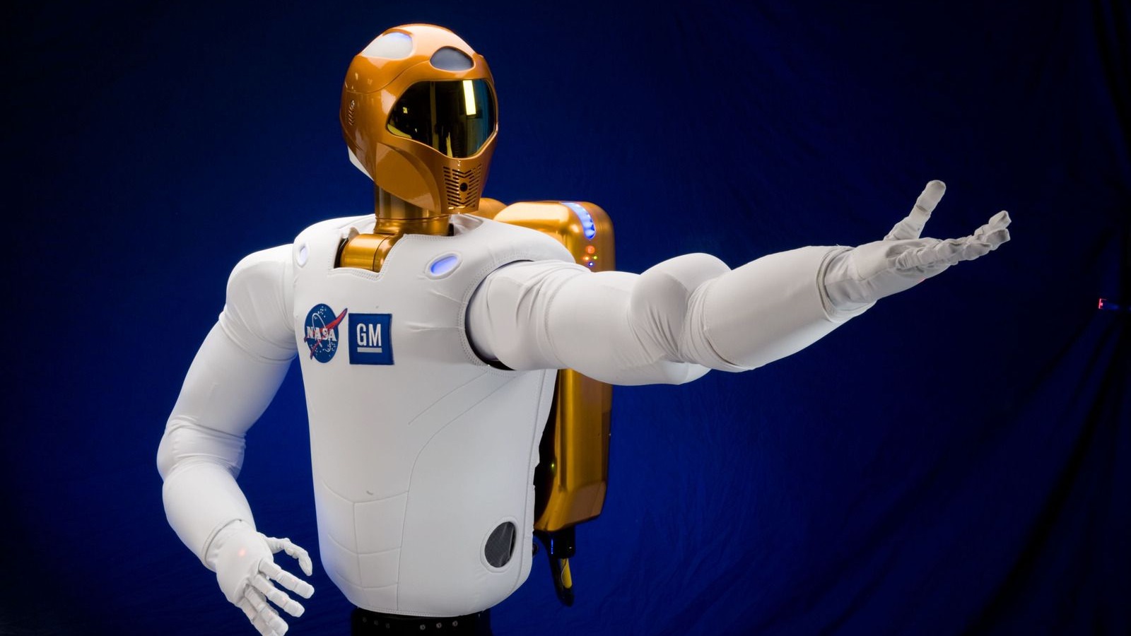 Astronotların iş yükü azalacak: NASA yeni simülatöründe uzay asistanları yetişiyor