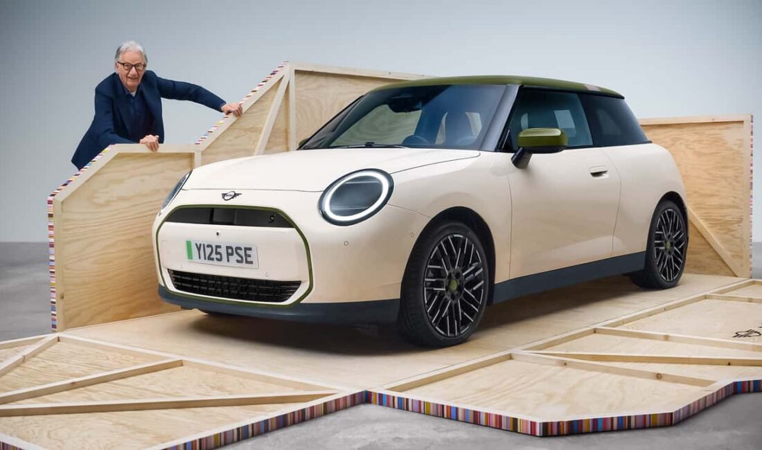 Sınırlı sayıda üretilen Mini Cooper Paul Smith Edition Türkiye’de ön siparişe açıldı Mini, dünyaca ünlü moda tasarımcısı Paul Smith ile gerçekleştirdiği iş