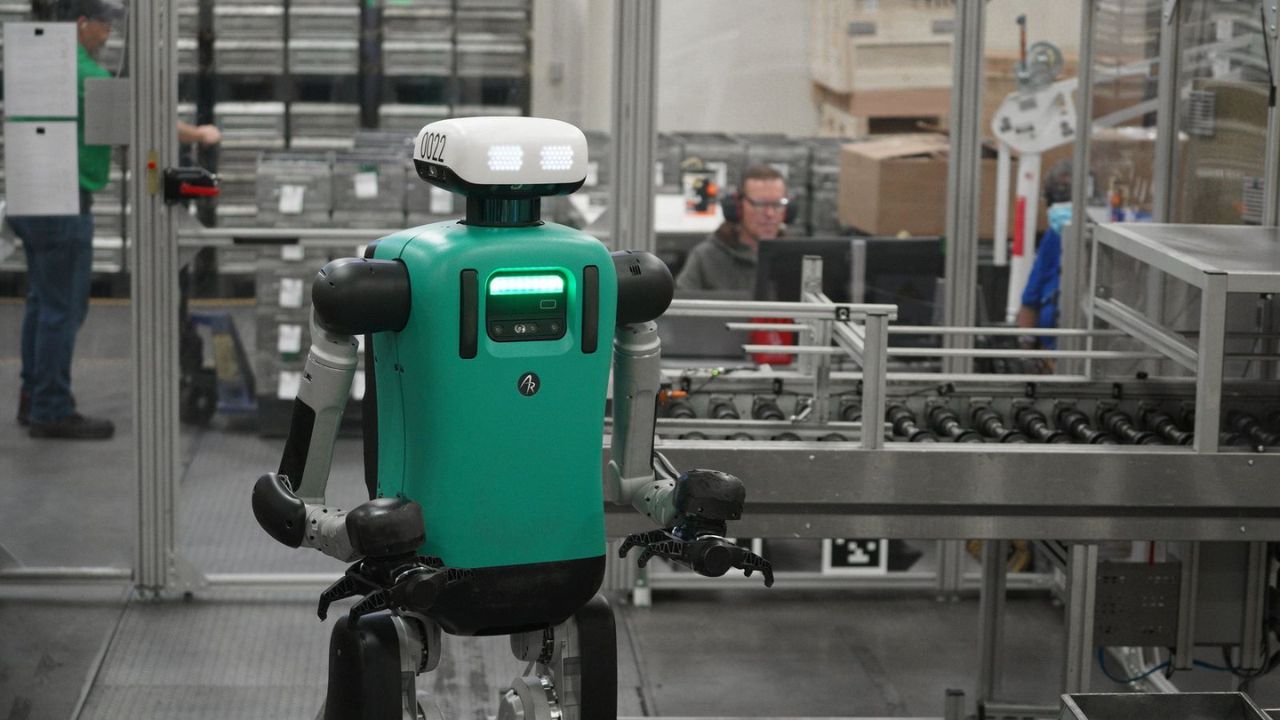 Mola vermeden 7/24 çalışabilen otonom robot tanıtıldı