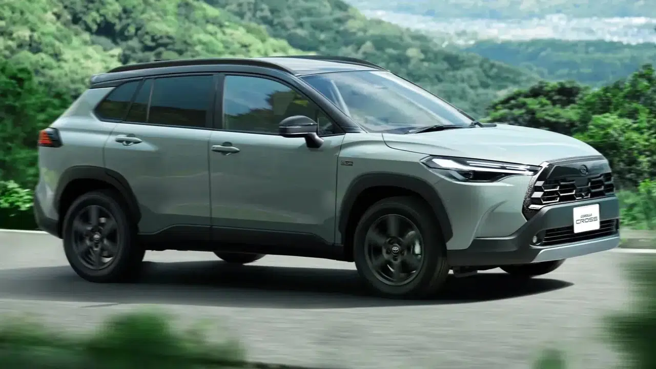 Toyota, C-SUV pazarındaki sevilen modeli Corolla Cross'un daha sportif ve