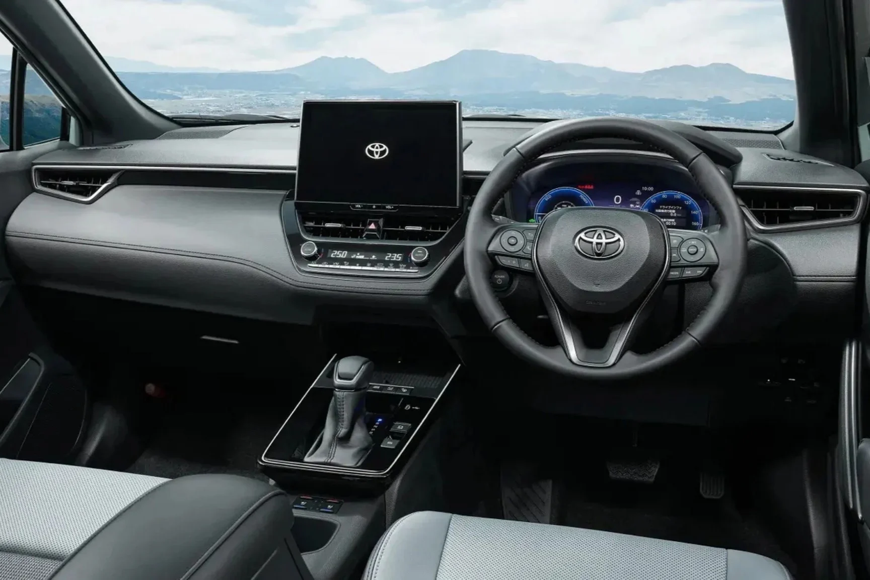 Toyota Corolla Cross ailesine Z Adventure versiyonu katıldı