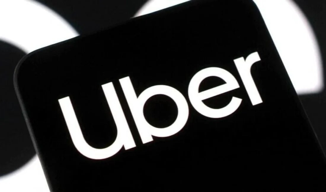 Uber, 13-17 yaş arası gençlerin gerçekleştirdiği yolculukların ebeveynler tarafından canlı
