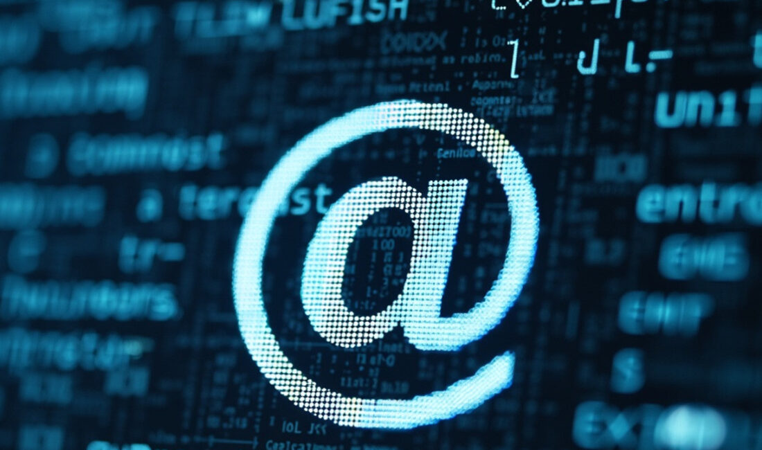 Yapay zeka modellerini eğiten teknoloji devleri internetteki herkese açık metinlerin