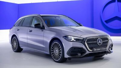 Mercedes-Benz, popüler C-Serisi modelini makyajlayarak MB.OS işletim sistemi ve yapay