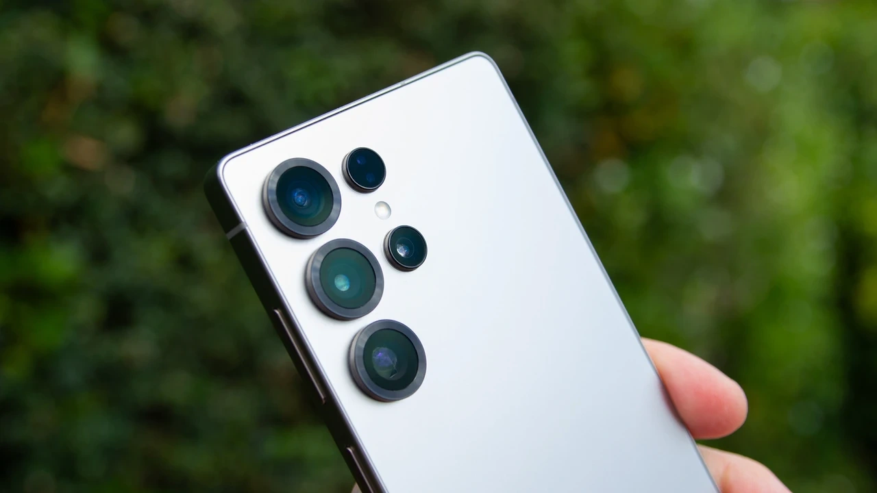 One UI 9.5 güncellemesi geliyor: İlk testler resmen başladı!