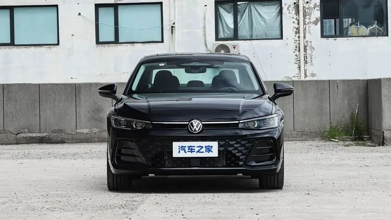 2027 Volkswagen Passat Pro