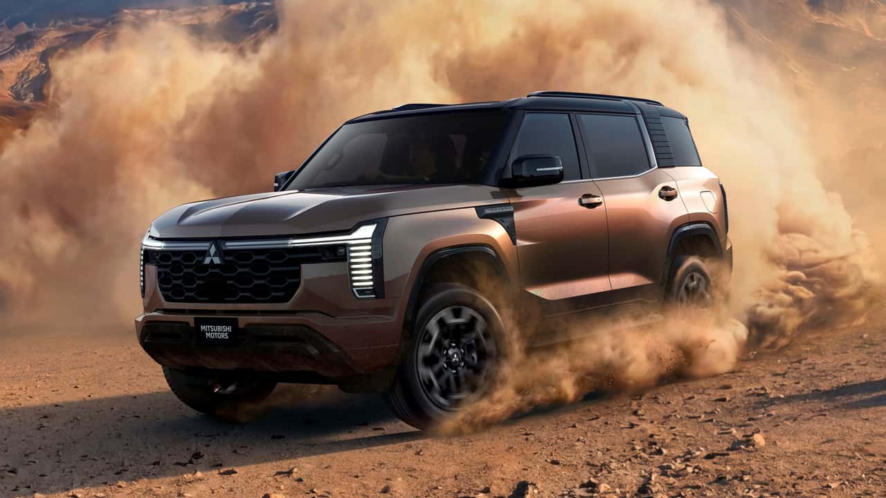 Otomotiv dünyasının efsanevi arazi modeli Mitsubishi Pajero, geliştirilen dizel motoru,