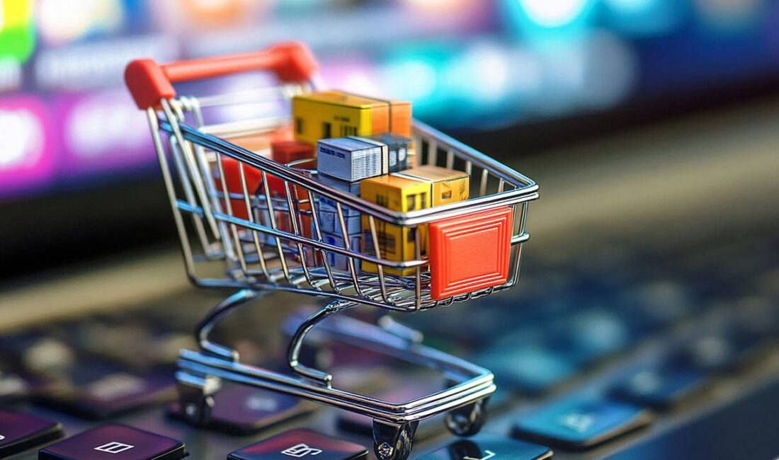 Ticaret Bakanlığı’ndan online alışverişlerle ilgili önemli açıklama! Ticaret Bakanlığı, internet üzerinden yapılan alışverişlerde 14 günlük cayma hakkının