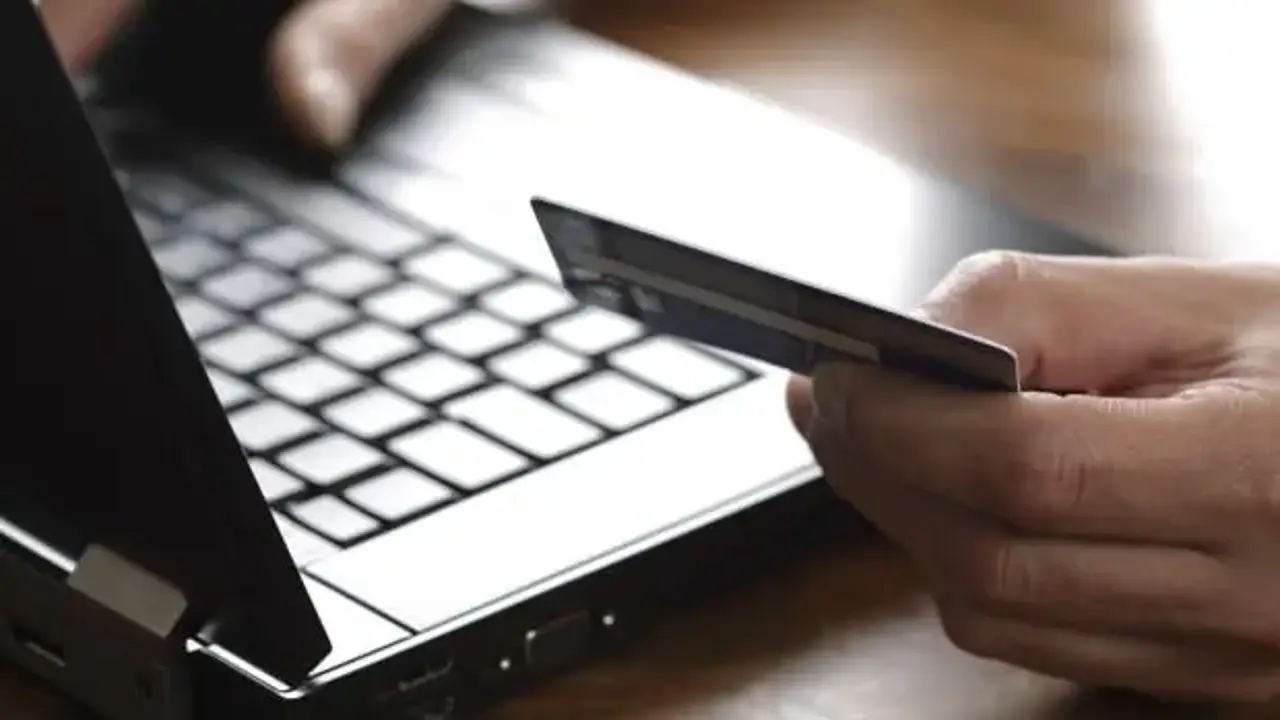 Ticaret Bakanlığı'ndan online alışverişlerle ilgili önemli açıklama!