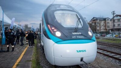 Türkiye'nin ilk yerli elektrikli hızlı tren seti, Eskişehir-Polatlı hattında gerçekleştirilen